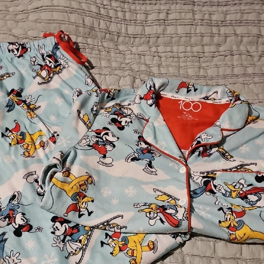 Mickey Mouse Christmas Pajama Set